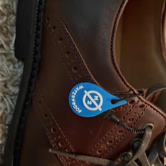 Johnston & Murphy Dress Shoes - Picture 2 of 6